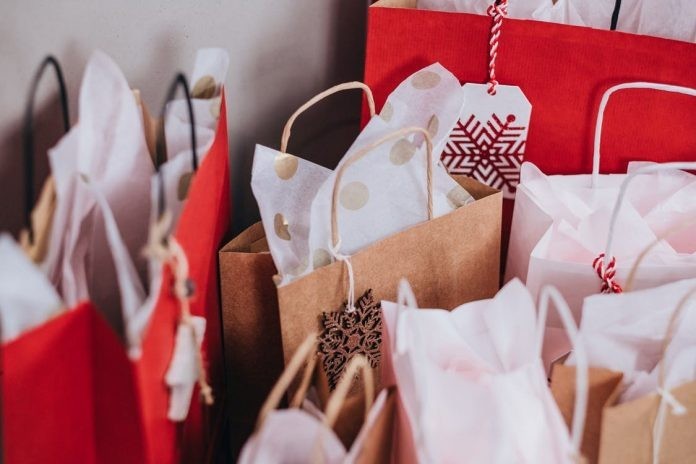 https://daayri.com/marketing/affiliate/top-5-pros-and-cons-of-online-fashion-shopping/