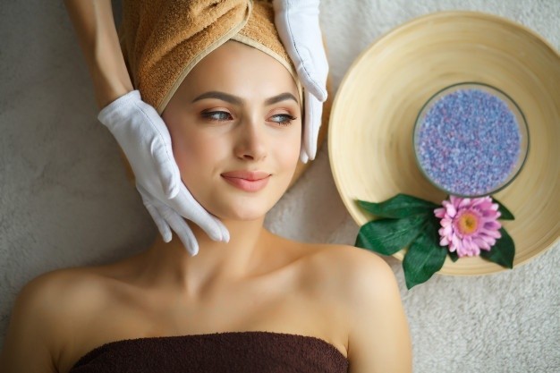 Facial Massages And Beauty Care