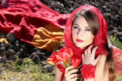 The Stylish Hijab Scarves