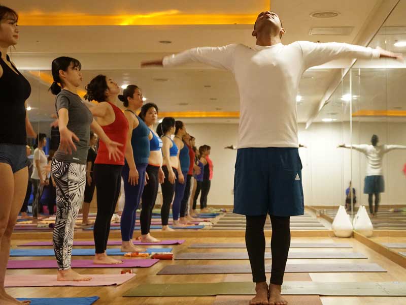 Yoga Teacher Training School in Rishikesh, India | Om Yoga Academy