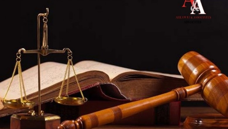 Things To Know About The Career Of Corporate Lawyers In India