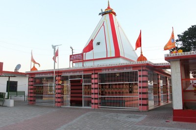What do you mean by Pranayama? - Sanskar Yogashala - Yoga School in Rishikesh India