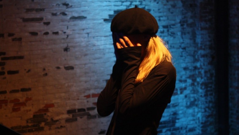  i'm afraid to talk to men