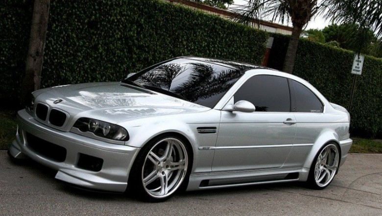 Luxury Car Dealership in Belvidere