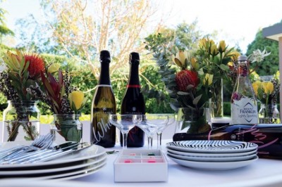 How To Host A Successful Party | Hellodrinks