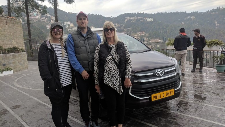 Delhi to Agra Taxi Service