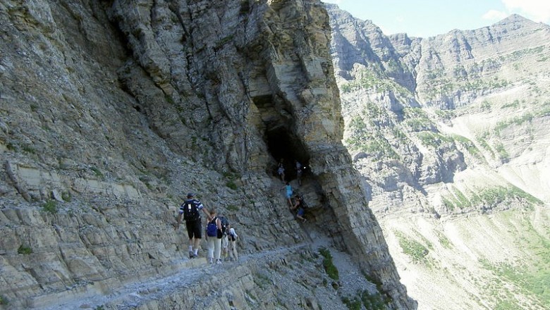 Camping and accommodation - Waterton Lakes National Park