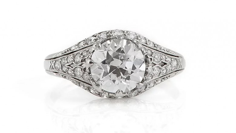 The Secret to Finding Affordable Vintage Engagement Rings