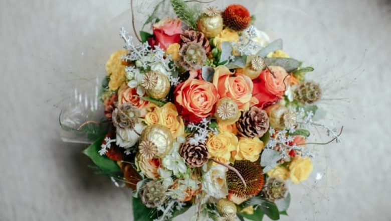 How to Start a Business with Wood Flowers