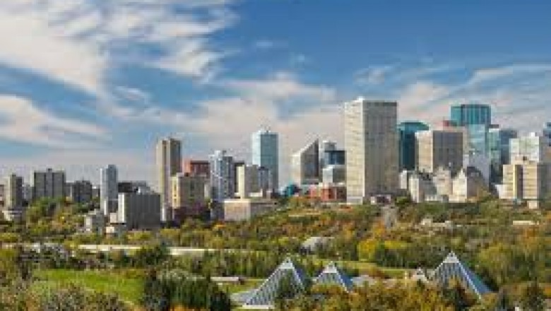 Removal Services In Edmonton - Helping Hands Family Movers