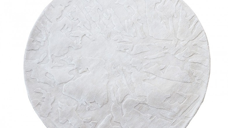 Round Glacier Area Rug in Ivory