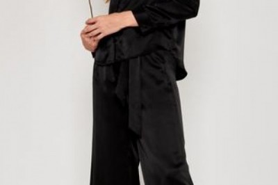 Online Shopping Clothing As Well As Accessories Website In New York