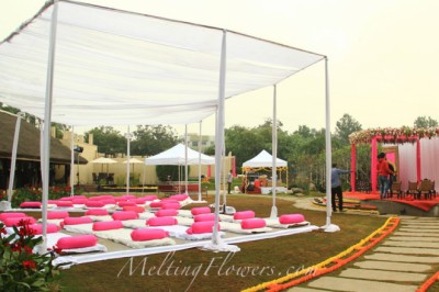Wedding Backdrops | Backdrop decorations | Melting Flowers