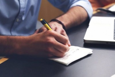 Comment développez-vous une stratégie commerciale?