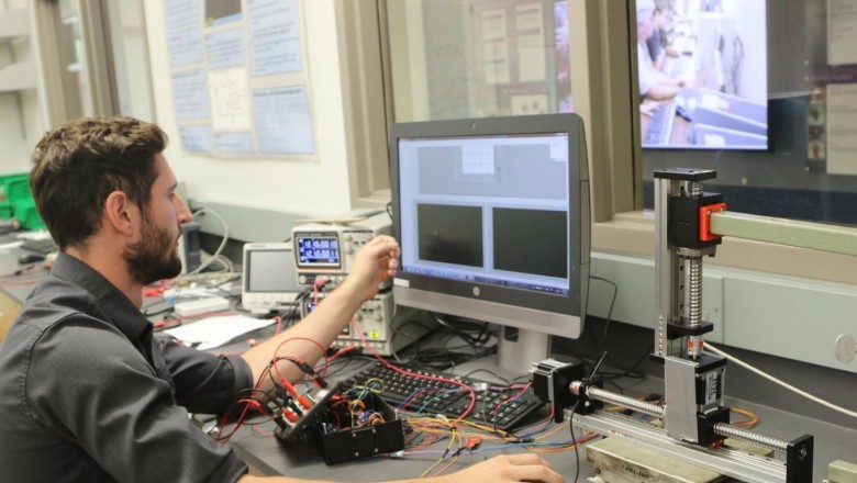 Which is better computer science or electrical engineering?