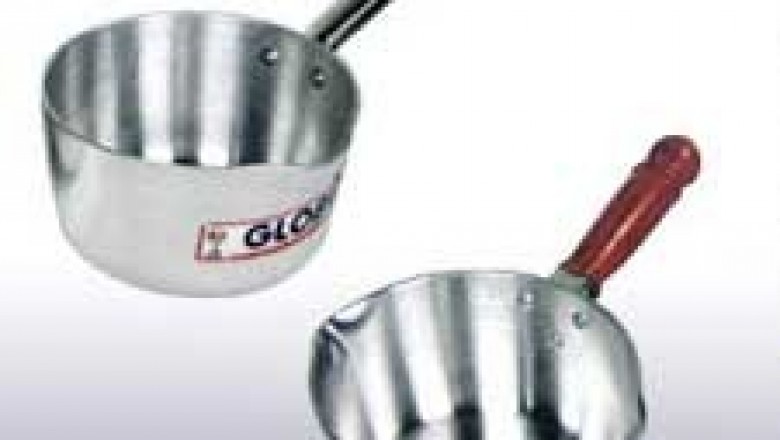 Some Essential Pots and Pans for Your Kitchen