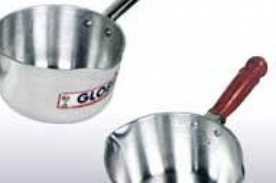 Some Essential Pots and Pans for Your Kitchen