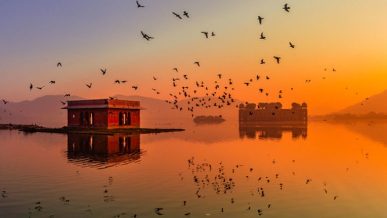 Book Canada to India flights