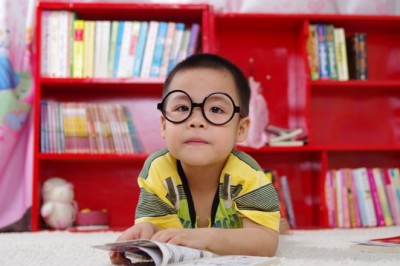 How do I find short-term courses and career-oriented courses in Gujarat?