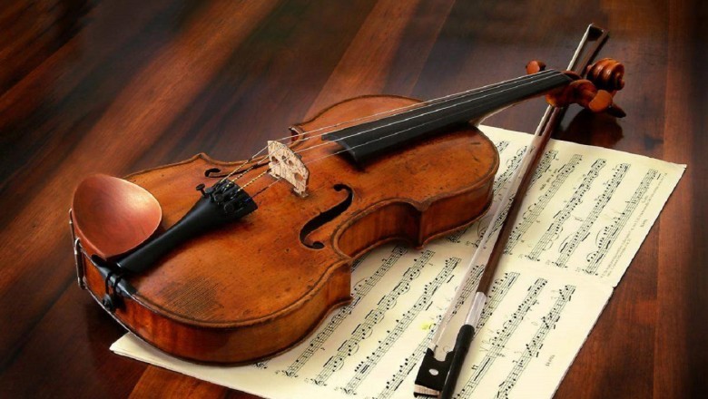 Violin Classes in Dubai book online for all ages