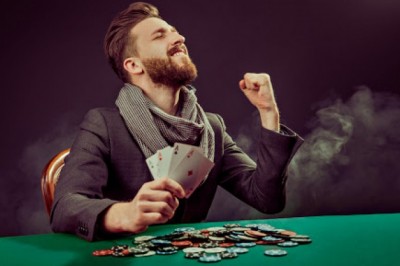 Bermain Pada Situs Poker Online Terpercaya Dan Terbaik