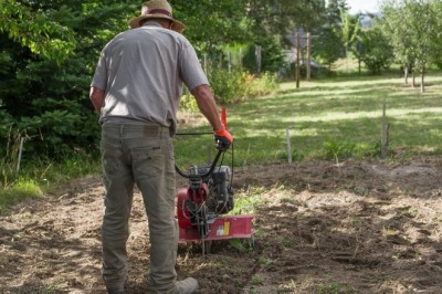 3 Tips on Picking the Perfect Front-Tine Garden Tiller