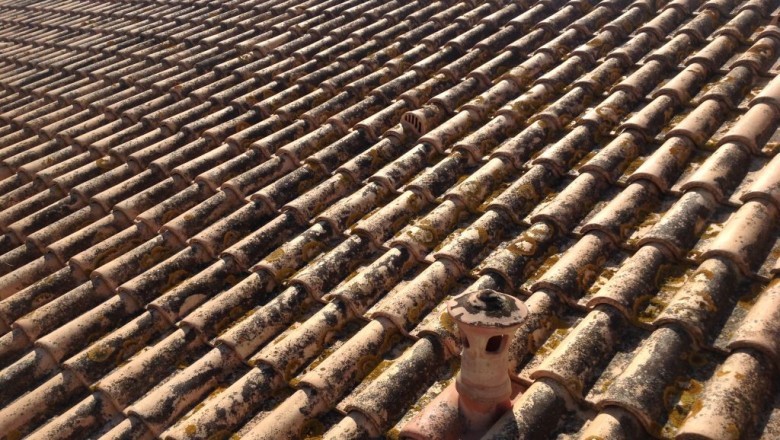 Demoussage toiture montpellier Reparation toiture Montpellier