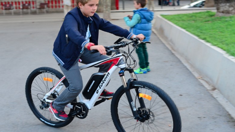 7 Reasons Why You Should Really Try an e-MTB