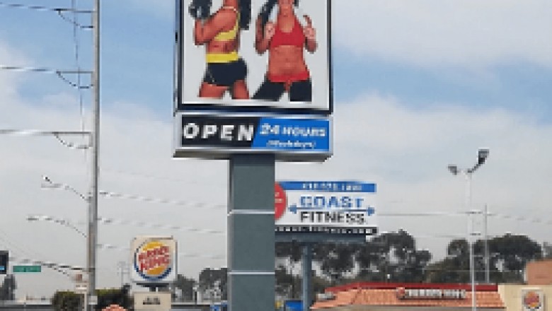 Pylon Signs Los Angeles Company Services Helps you Grow