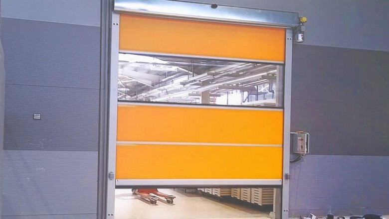 4 Things to Consider While Choosing Sectional Overhead Doors in UAE