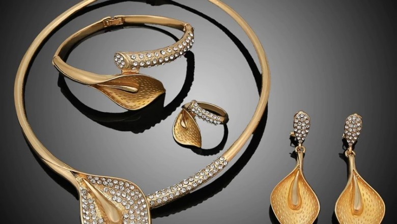 A Wedding Is Incomplete Without Jewelry Sets