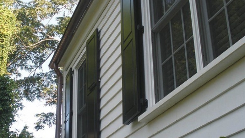 How to Choose the Best Exterior Wood Shutters For Your Home