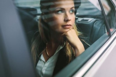 Taxi Near me in Croydon | Express Minicabs.