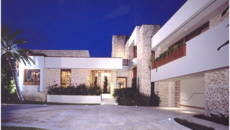 Indulge yourself with luxury with best South Florida home builders