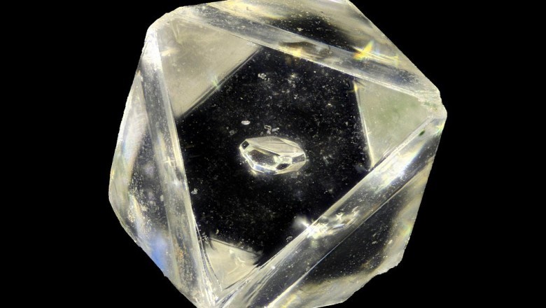 Diamond Buying and the 4 Cs, Part 4: Assessing Diamond Clarity