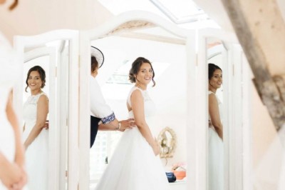 Hire The Services of a Professional and Creative Wedding Photography Professional