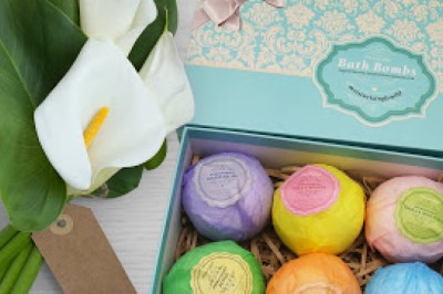 Get Personalized Custom Bath Bomb Boxes