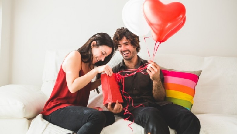 5 Amazing Personalised Gifts For Your Partner on Valentine Day