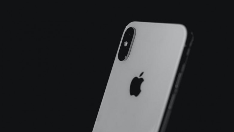 What to do in case of Water Damage before visiting a Center for iPhone Repair Near Connaught Place