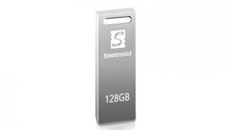 Simmtronics 128gb pen drive comes with metal body design