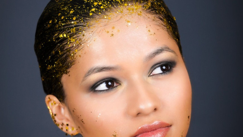 INSTITUTE TO LEARN PROFESSIONAL BEAUTY AND GLAMOUR MAKEUP IN MUMBAI