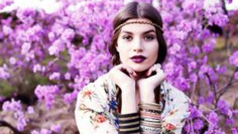 The way to Select Her Initial Piece of Jewelry