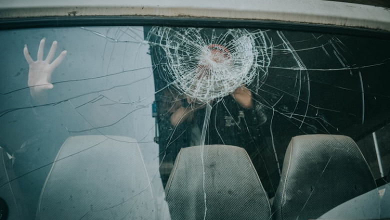 A Few Tips to Choose the Best Garage for the Job of Windshield Repair in Tulsa
