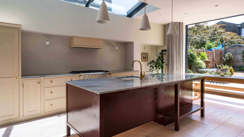 Building or Remodelling of Residential and Commercial Buildings