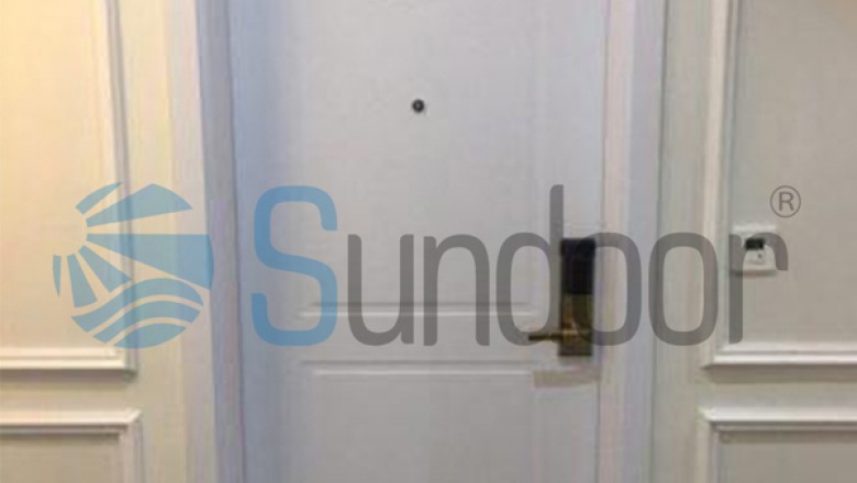 What Are the Benefits of a Composite Door Over a Traditional Hardwood Door?