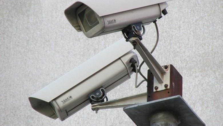 How is Installing a CCTV Camera in your Surroundings Beneficial?