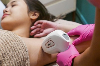 Waxing & Sugaring Forest Hill Village