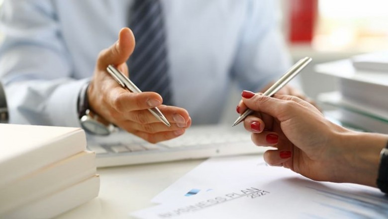 Benefits of Working with the Legal Translator Dubai