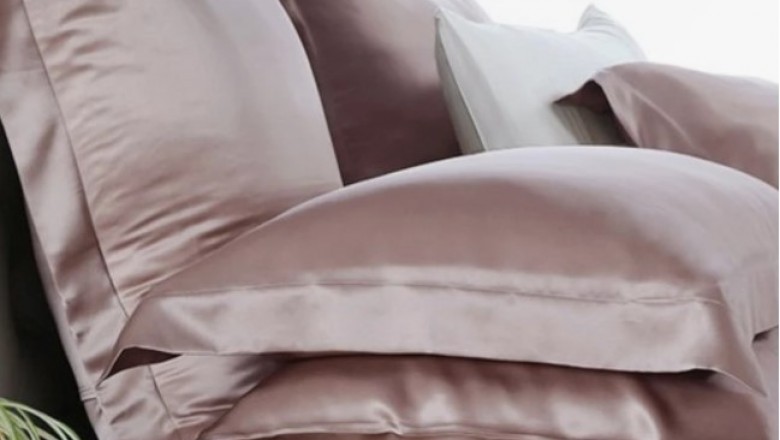 What to take care of when you are going to buy Silk Pillowcase in Canada?
