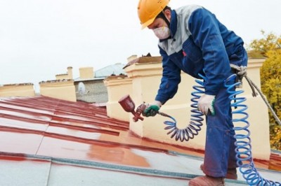 Can You Reroof in the Rain